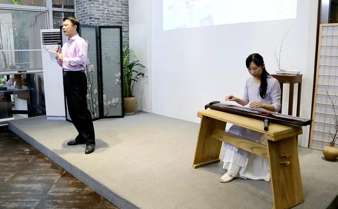 朗读爱好者现场演绎3.jpg