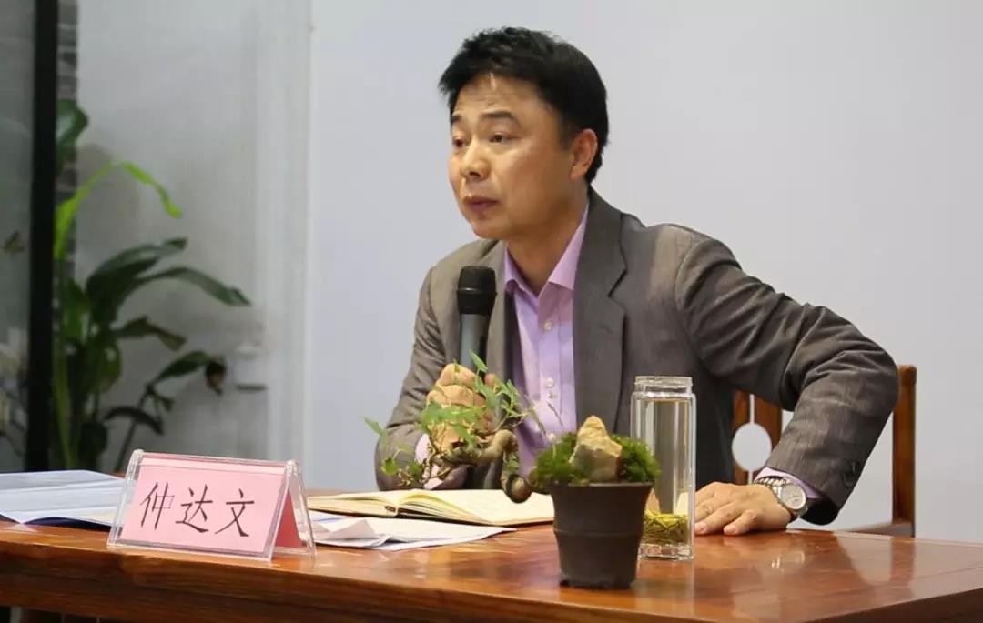国家级播音员主持人仲达文老师给为大家讲述了声音与文字的故事.jpg