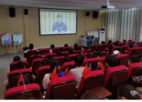 观看《习近平出席第三次中央新疆工作座谈会并发表重要讲话》.png